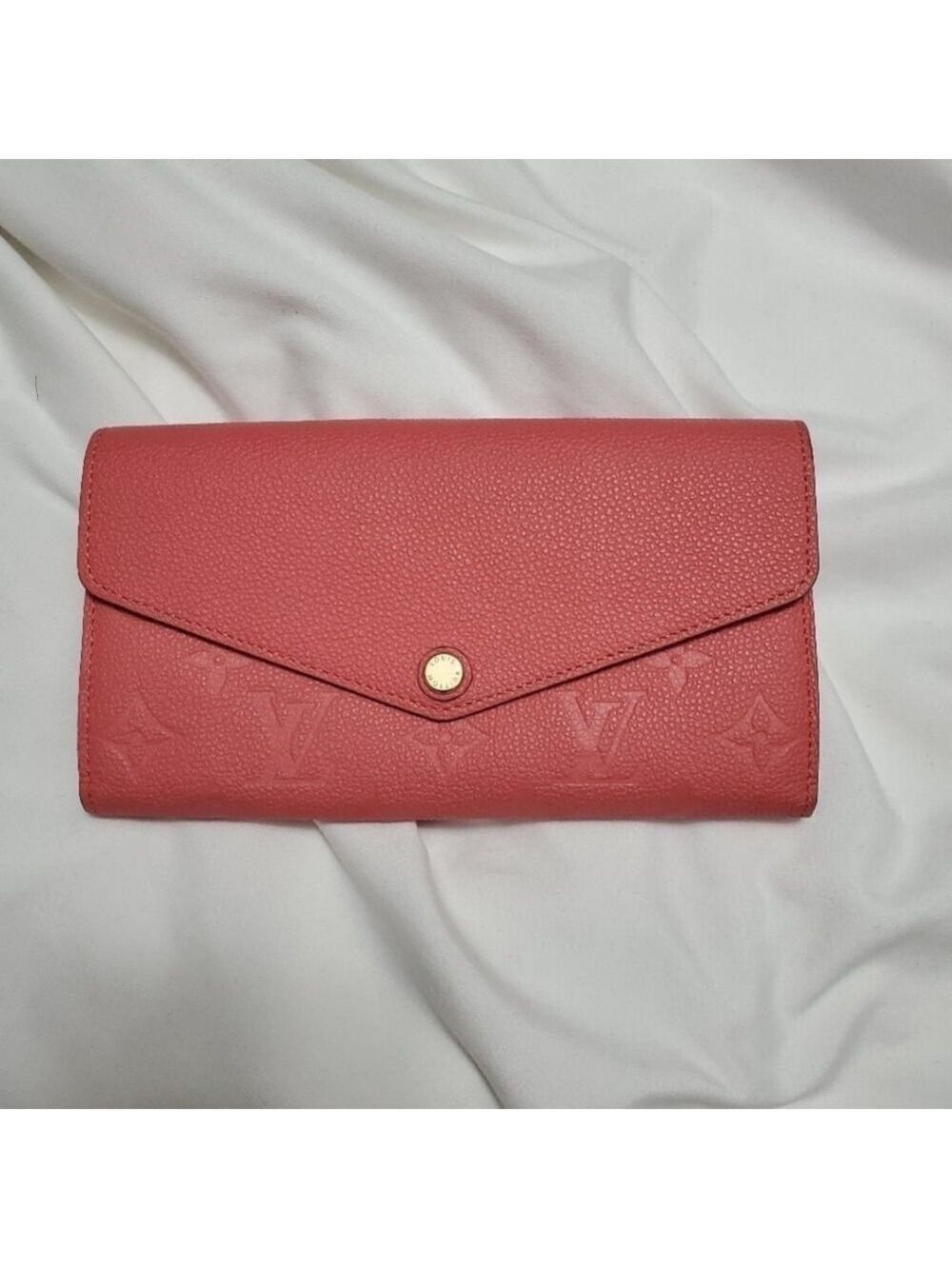 Authentic Louis Vuitton empriente Long wallet leather embossed monogram
